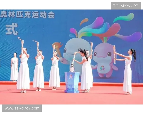 十五运会开幕式粤港澳三地火种汇聚,科技与人文交织展现“圆梦未来” 十五运会开幕式粤港澳三地火种汇聚,科技与人文交织展现“圆梦未来”