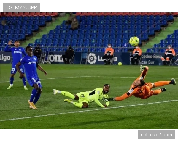 战术分析:巴萨控球率达75%却未能取胜,解析其进攻端效率问题